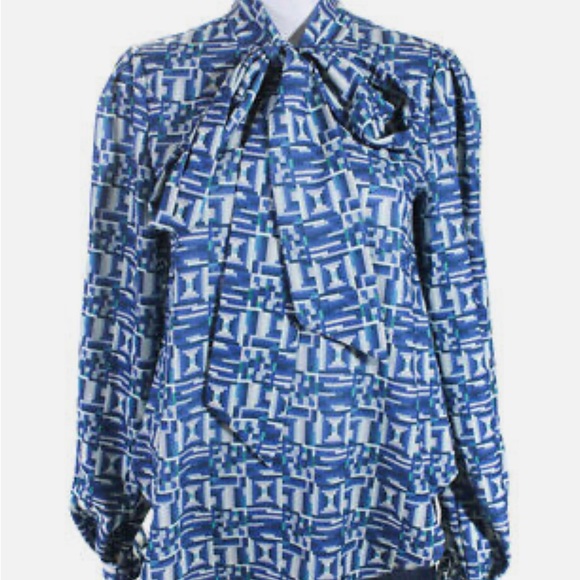 Toccin - Printed Lantern Tie Neck Blouse - Picture 3 of 4